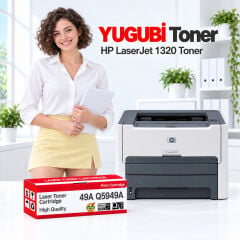 HP LaserJet 1320 49A Q5949A muadil toner, kırmızı-beyaz kutu ve ofis kullanım sahnesi