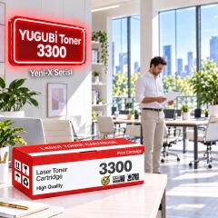 Xerox 3300 / 106R01411 / 106R01412  Muadil Toner 8K, kırmızı-beyaz kutu ve neon tabelalı ofis sahnesi