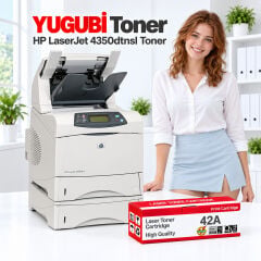 HP LaserJet 4350dtnsl 42A muadil toner, kırmızı-beyaz kutu ve ofis kullanım sahnesi