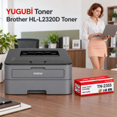 Brother HL-L2320D Muadil Toner 2.6K, TN-2355 kırmızı-beyaz toner kutusu ve Brother yazıcılı ofis sahnesi